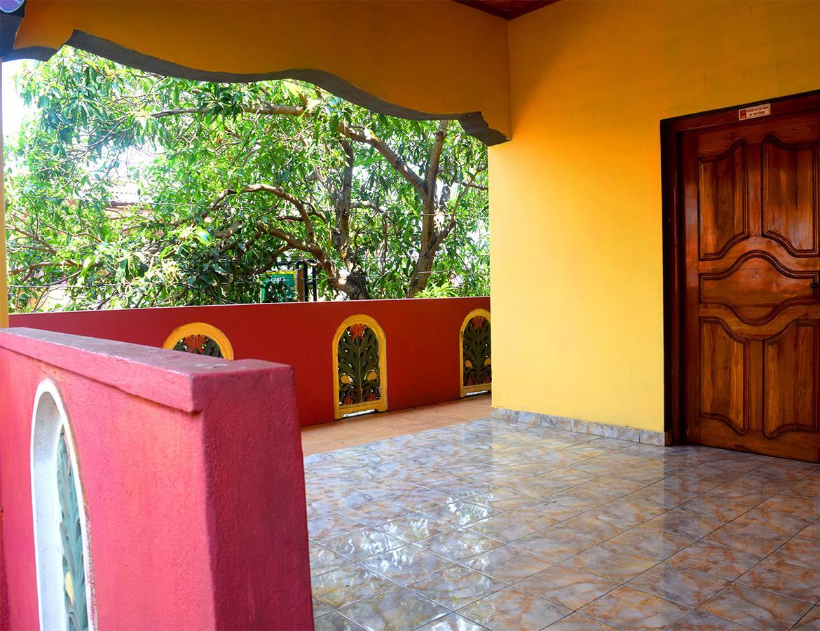 Sun Rise Hostel Negombo Exterior foto