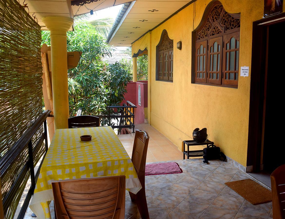 Sun Rise Hostel Negombo Exterior foto