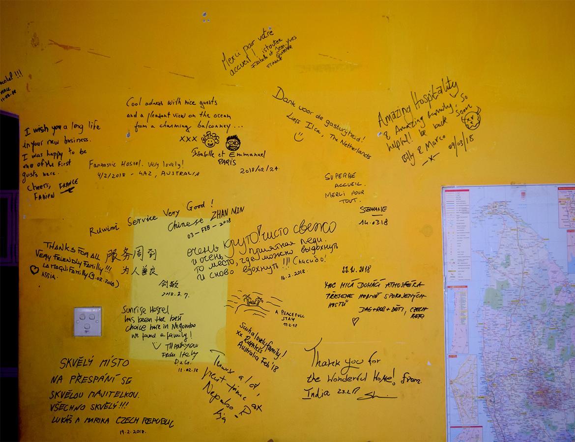 Sun Rise Hostel Negombo Exterior foto